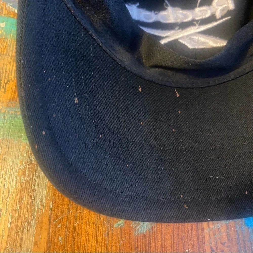 Really Cute Reebok Baseball Strap Back Cap Black and White.